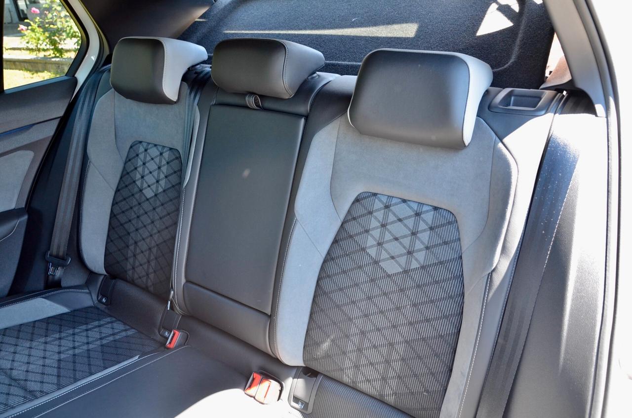 VW GOLF 1.5 TSI EVO R-LINE 130cv, PREZZO REALE, UFF ITALIANA, EURO 6D, IQ LED, APPLE ANDROID, PERMUTE