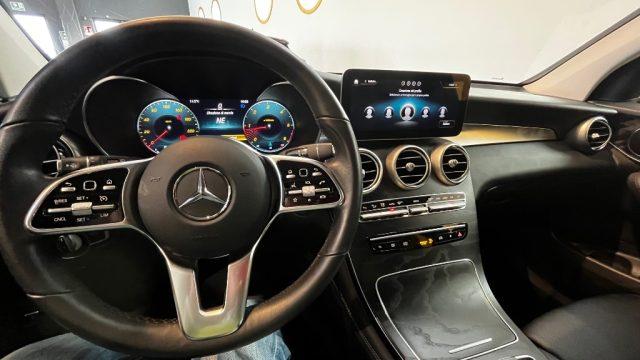 MERCEDES-BENZ GLC 220 d 4Matic Sport- PARI AL NUOVO - MOD YEAR 2020