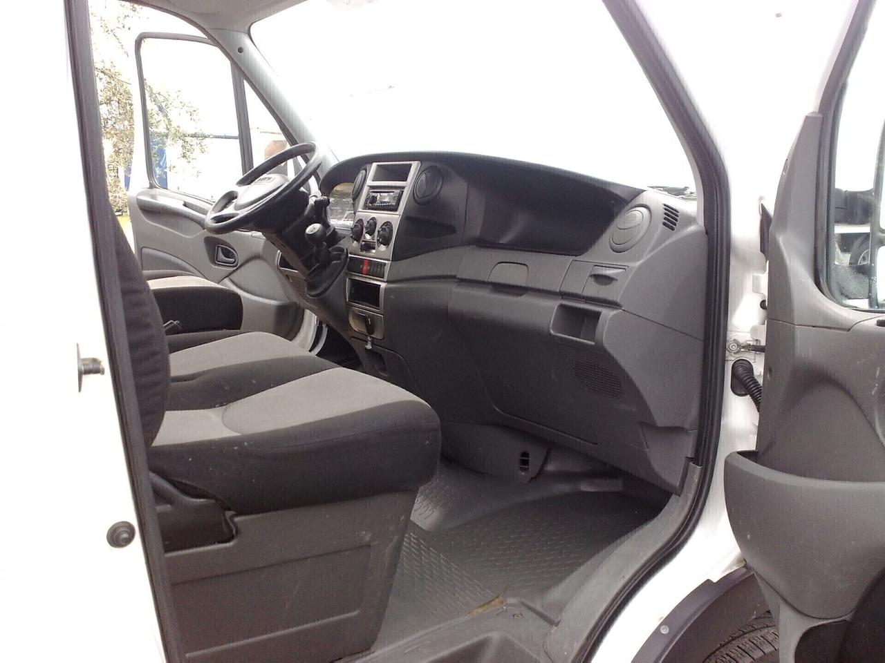 Iveco Daily 35c14 3000cc C.FISSO - 2011