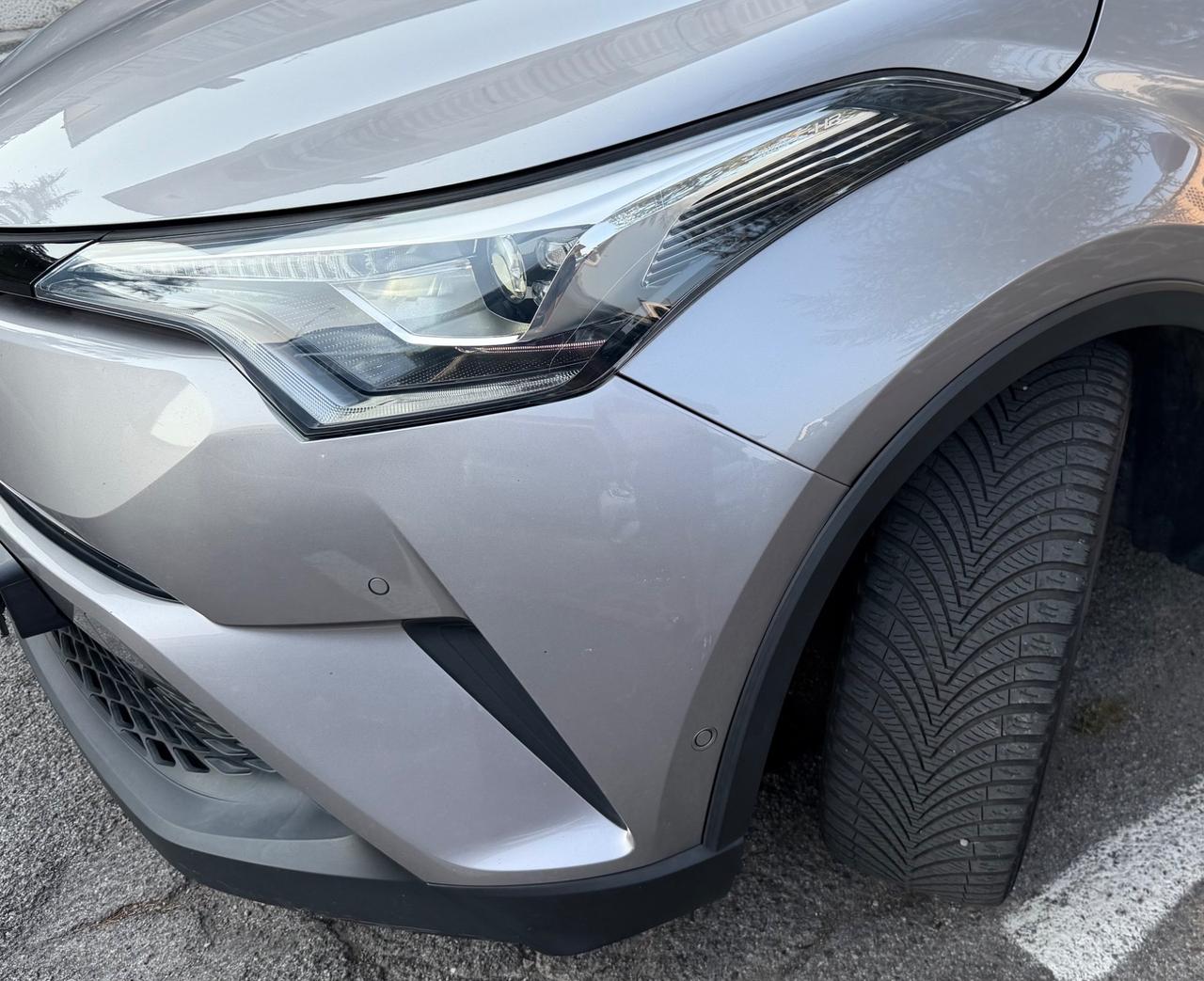Toyota C-HR 1.8 Hybrid E-CVT Lounge