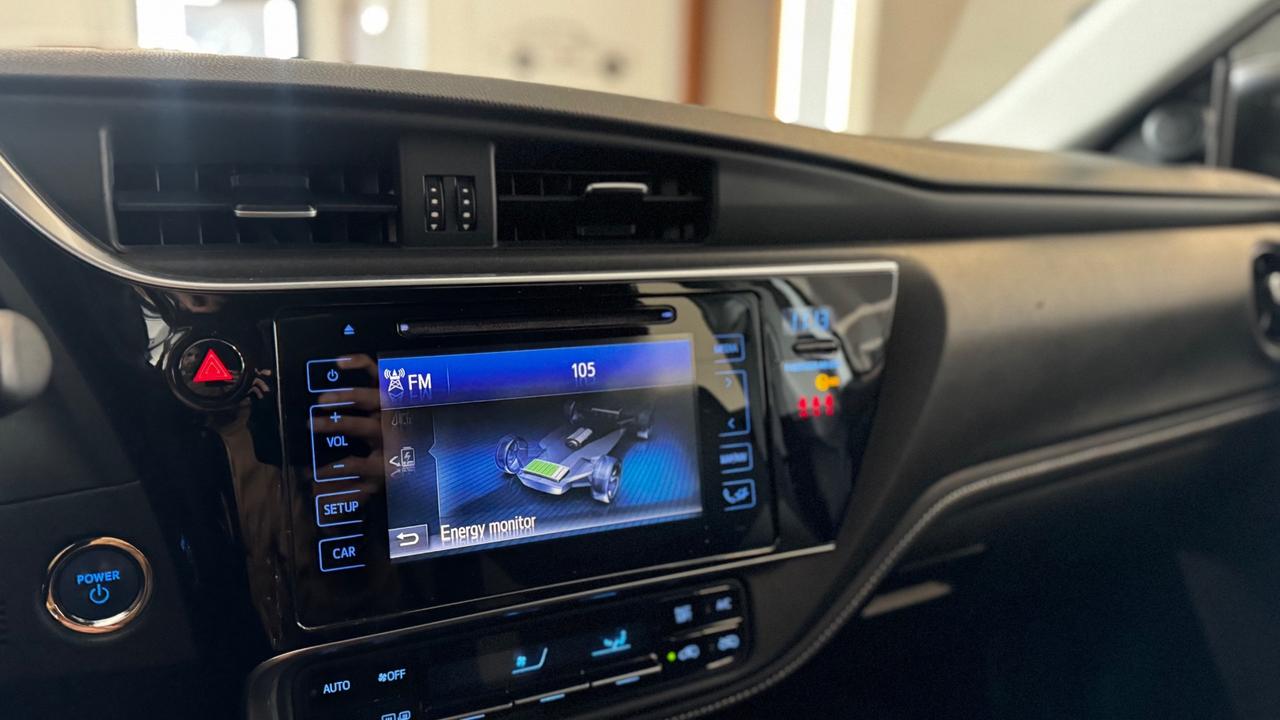 Toyota Auris Touring Sports 1.8 Hybrid Lounge