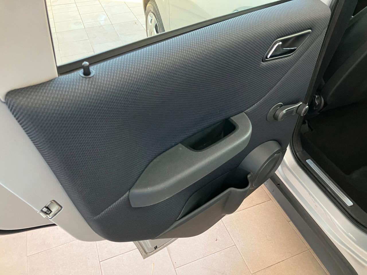 Mercedes-benz A 160 NEOPATENTATI EURO 5 NAVI/BLUE-TOOTH