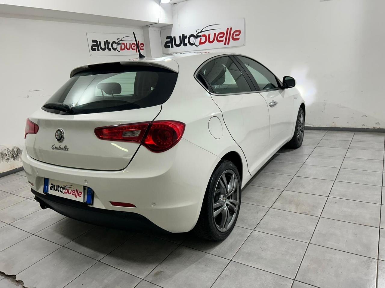 Alfa Romeo Giulietta 1.6 JTDm-2 120 CV Distinctive