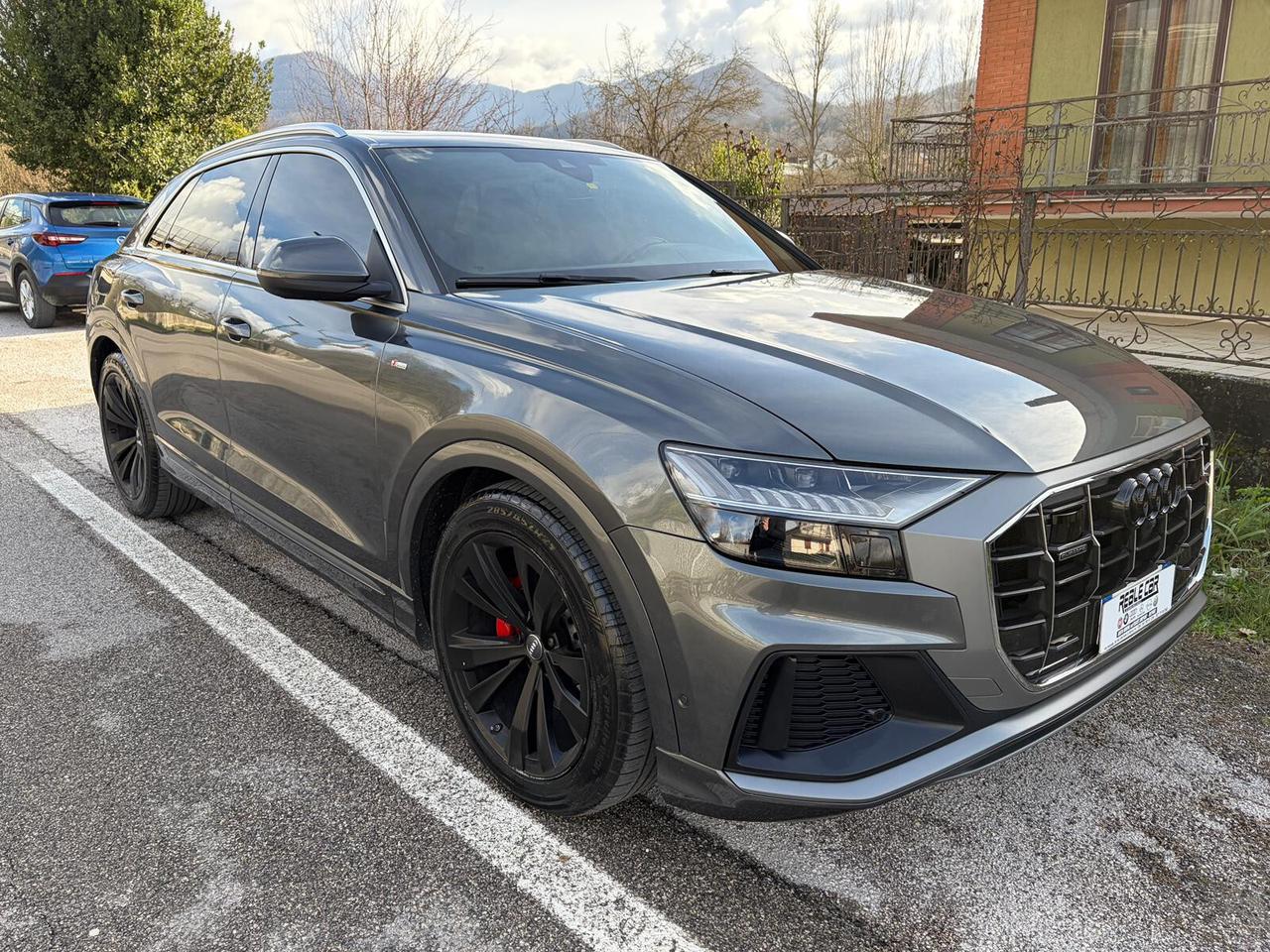 Audi Q8 50 TDI 286CV quattro tiptronic sline