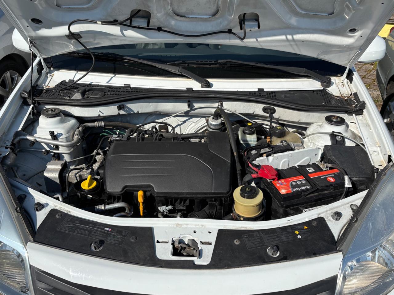 Dacia Sandero 1.2 16V GPL 75CV permute garanzia finanziamento