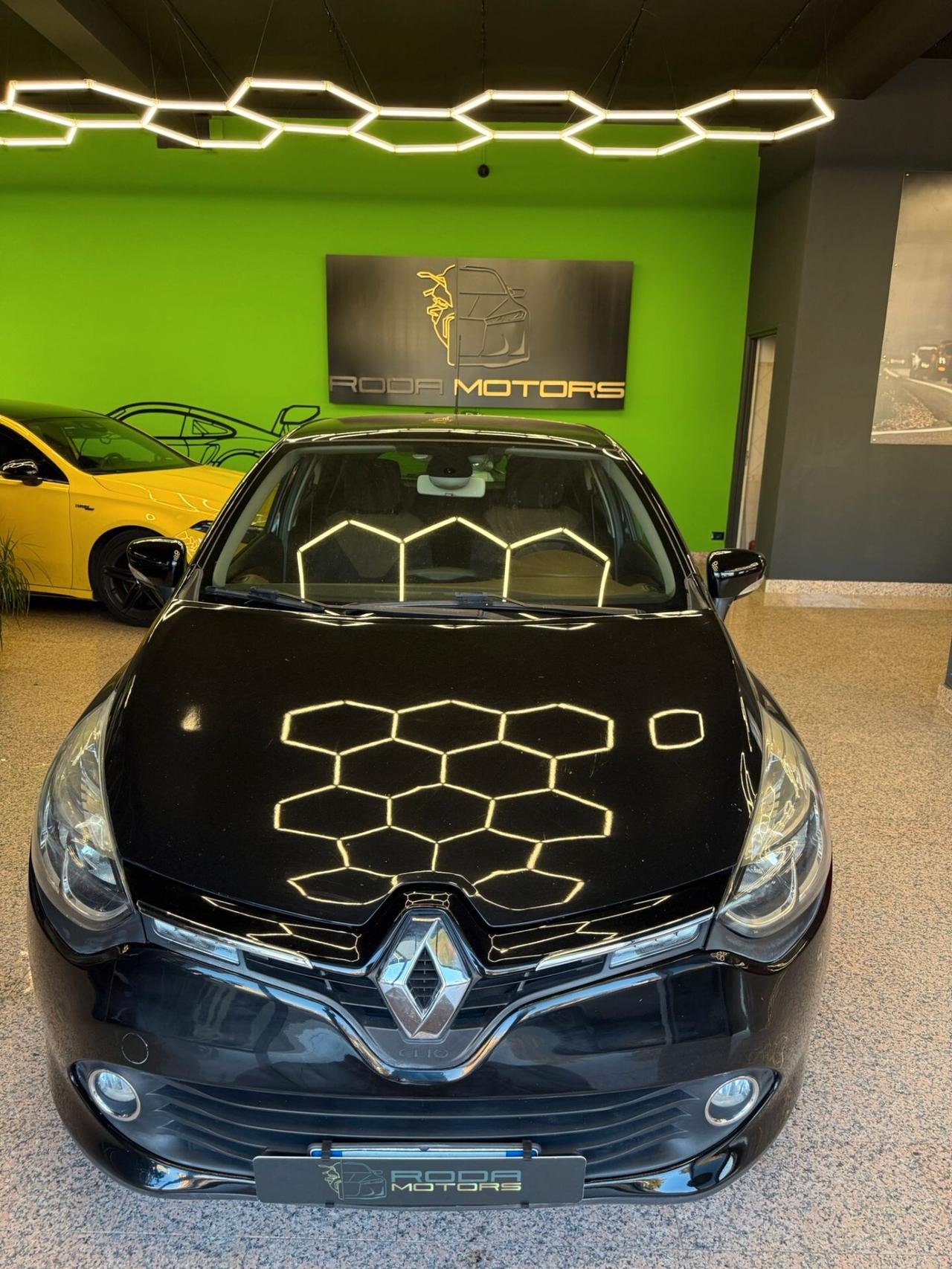 Renault Clio 1.5 dCi 8V 90CV EDC 5 porte Energy TETTO Panoram