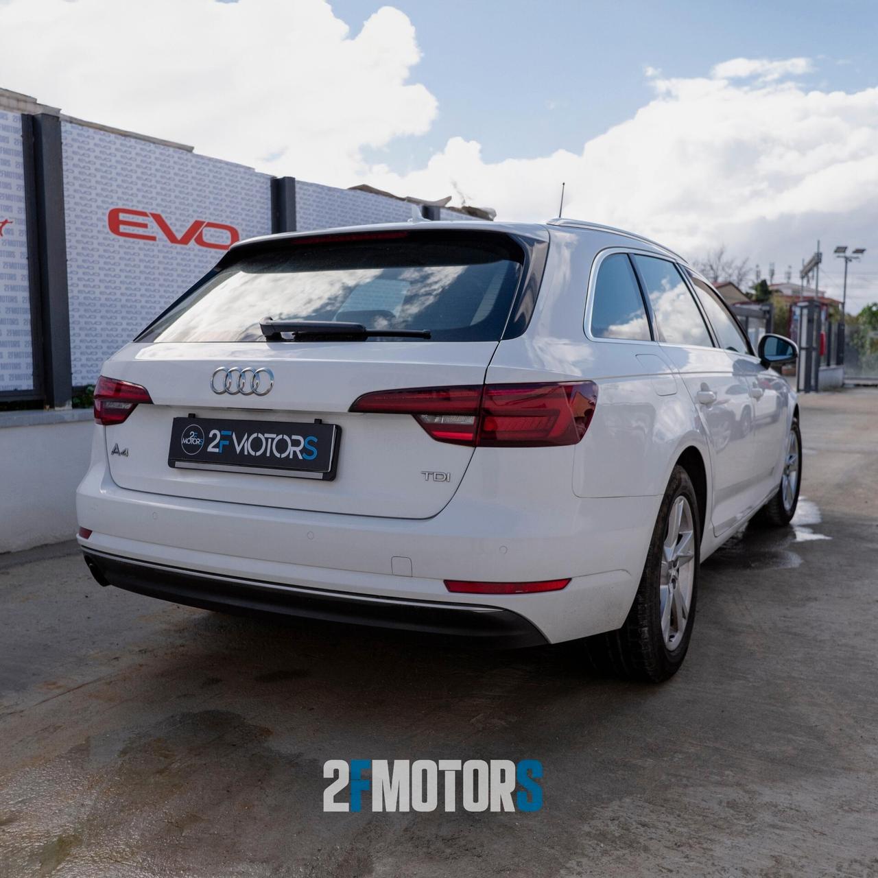 Audi A4 Avant 2.0 TDI 122 CV S tronic Business