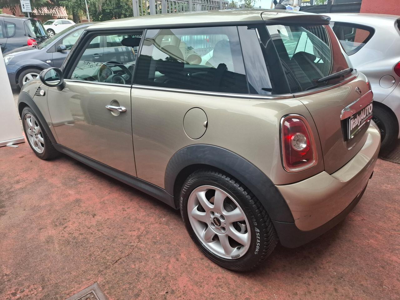 Mini Mini 1.4 16V One Chili ok neopatentati