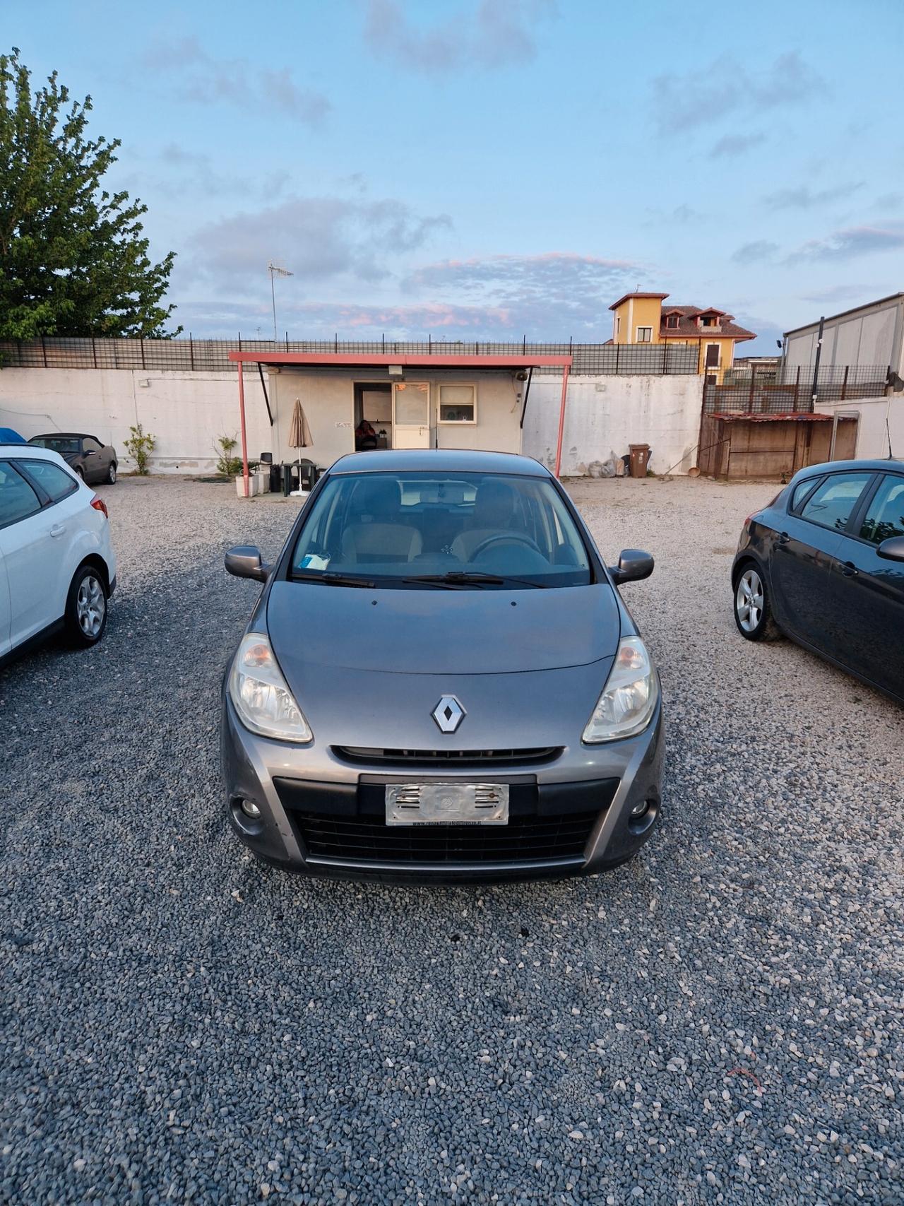 Renault Clio 1.2 16V 5 porte Dynamique