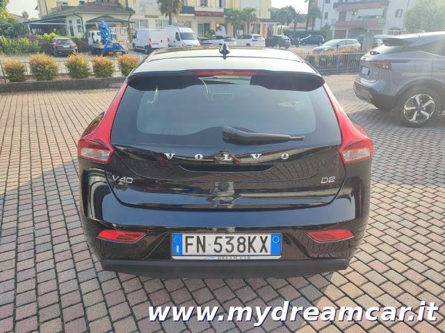 VOLVO V40 D3 Geartronic Momentum