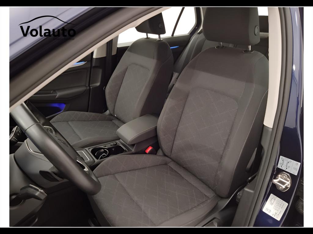 VOLKSWAGEN Golf VIII 2020 - Golf 1.0 etsi evo Life 110cv dsg