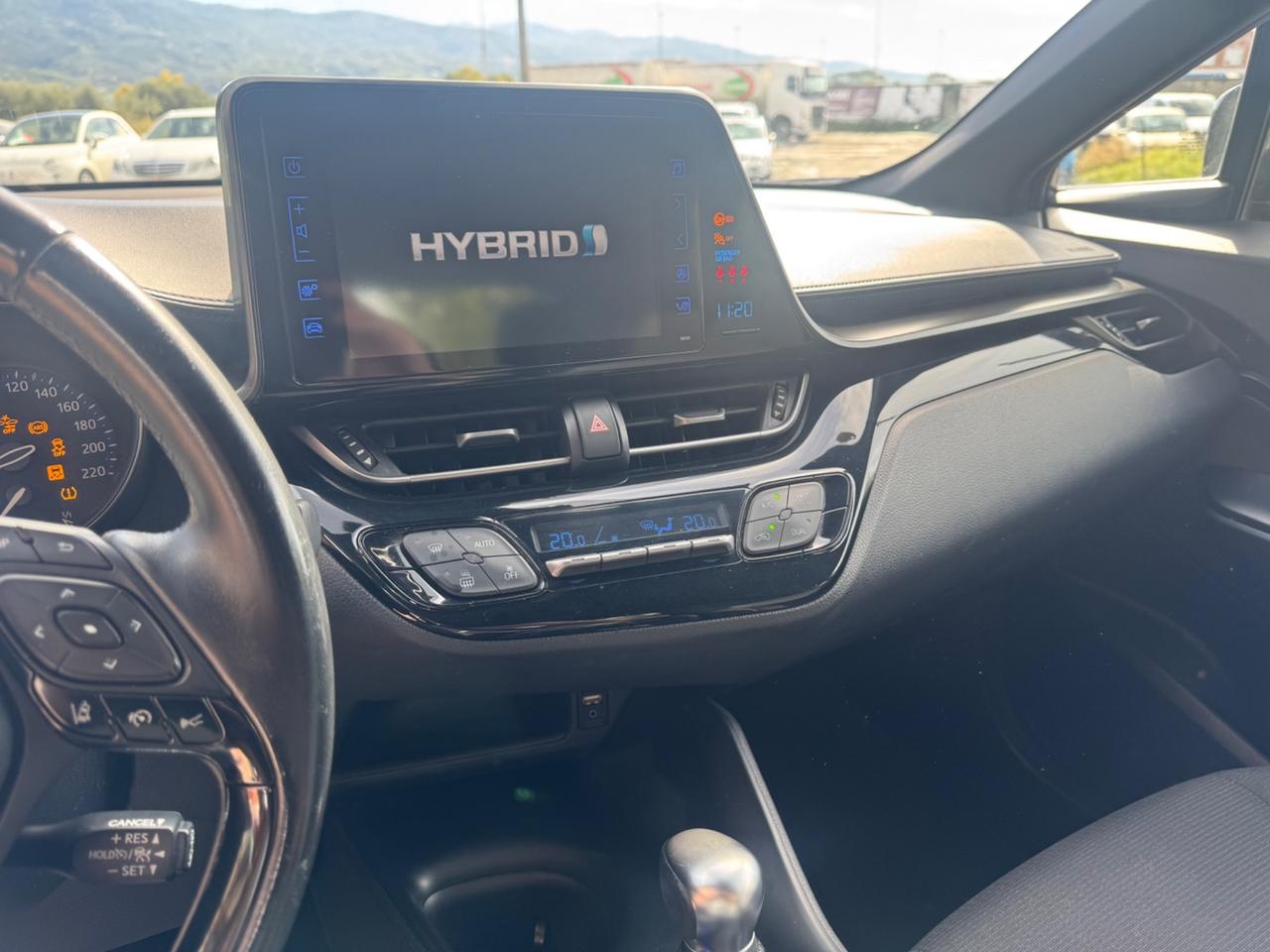 Toyota C-HR 1.8 Hybrid E-CVT Lounge