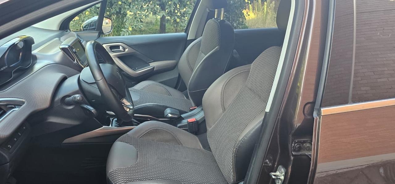 Peugeot 2008 1.6 e-HDi 115 CV Stop&Start Allure