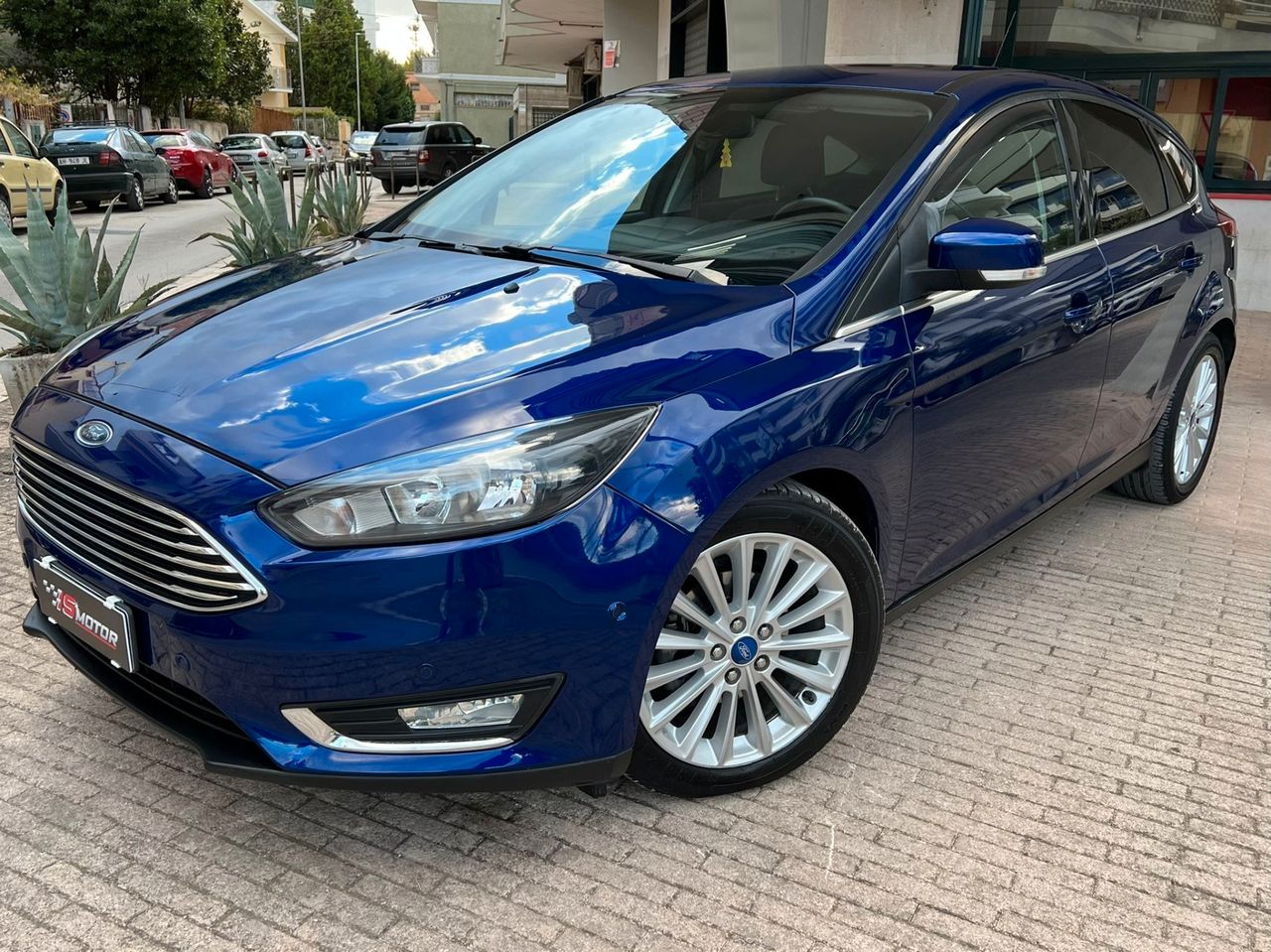 FORD FOCUS 5p 1.5 TDCI 120CV TITANIUM