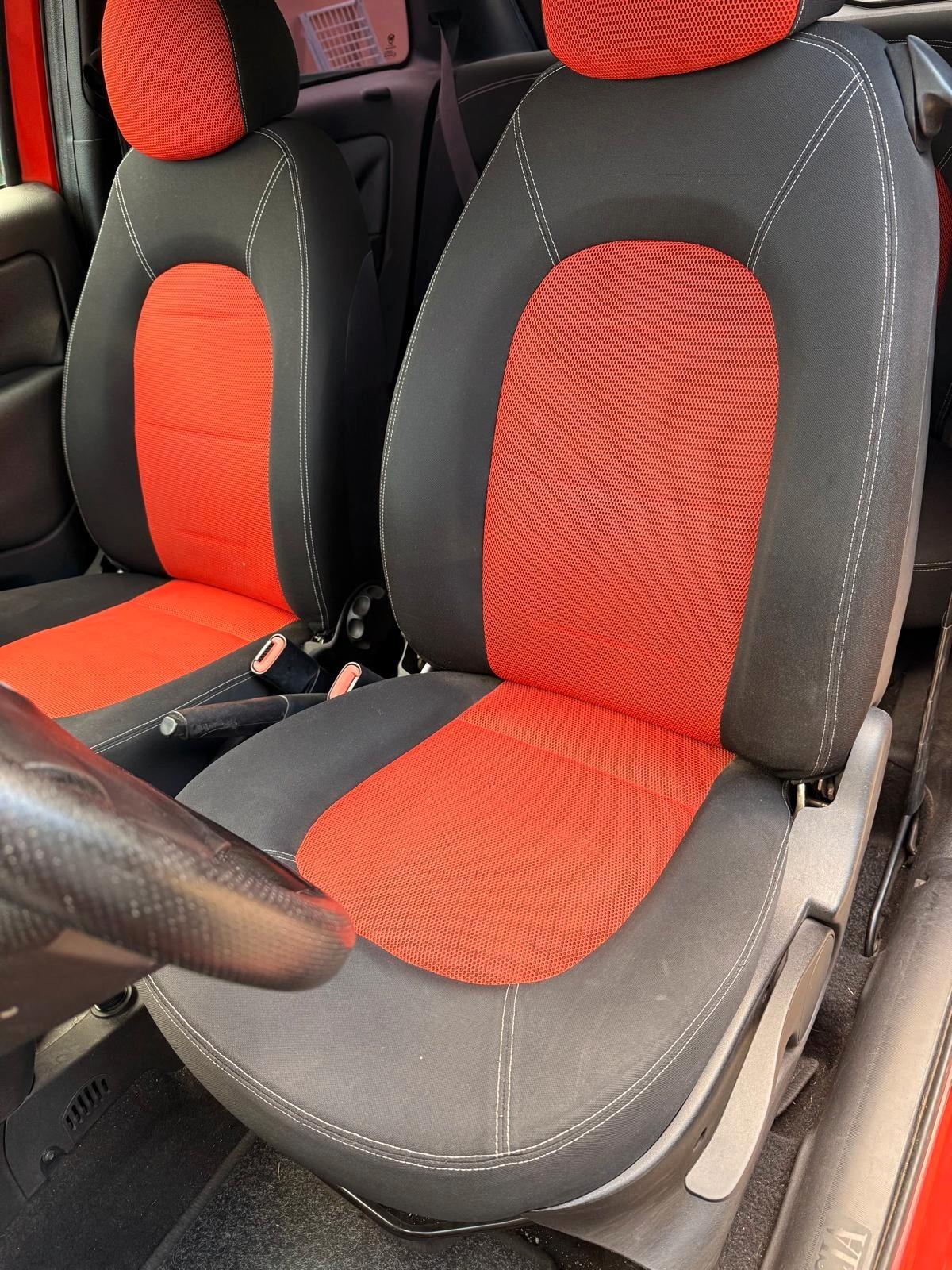 Lancia Ypsilon 1.2 Momo Design COME NUOVA IN BLACK FRIDAY