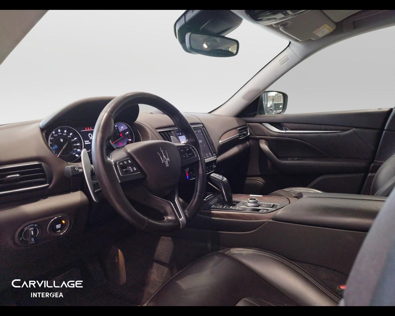 MASERATI Levante 2.0 mhev Executive 330cv auto