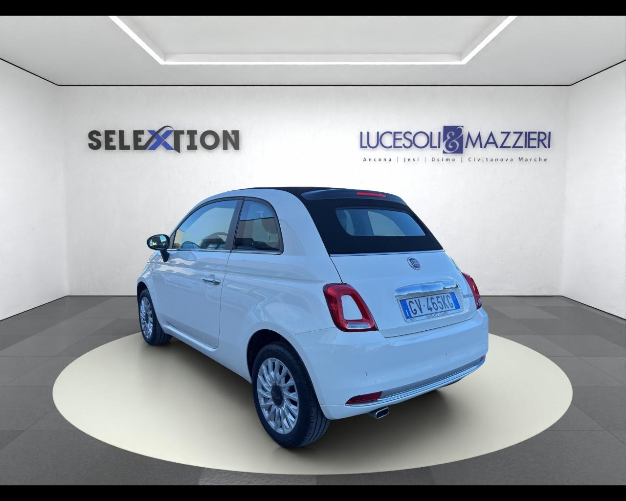 FIAT 500 (2015-2024) - 500 C 1.0 Hybrid Dolcevita