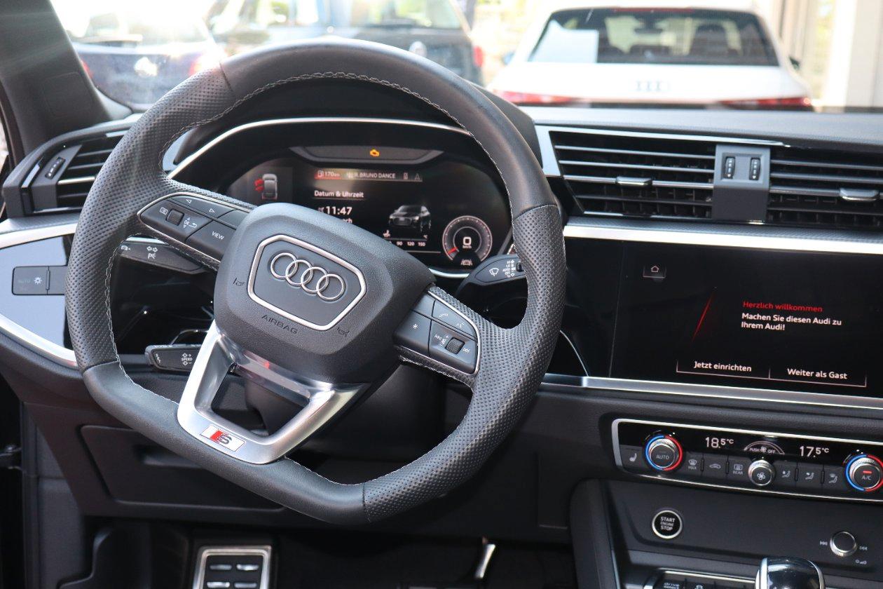 Audi Q3 Sportback 35 1.5 tfsi S line edition s-tronic