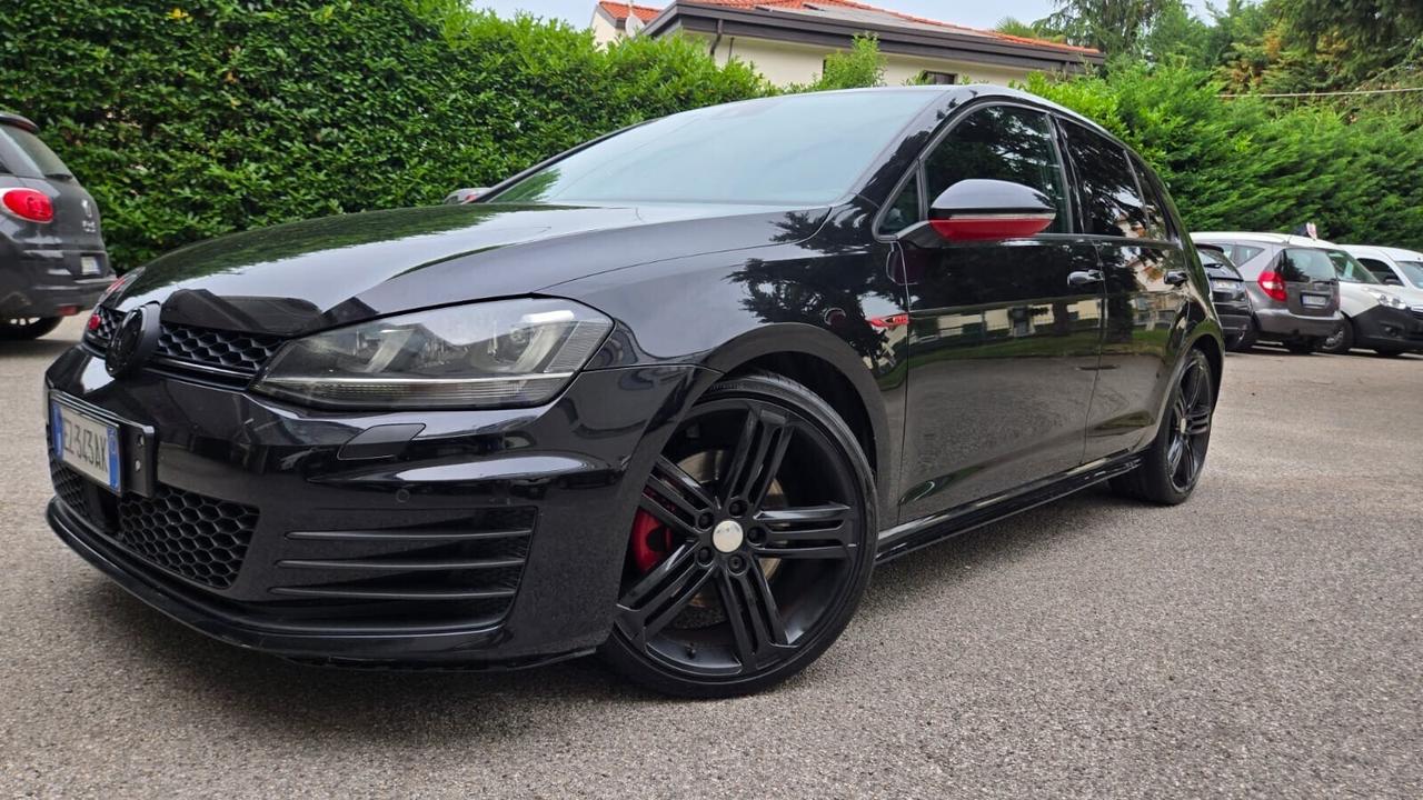 Volkswagen Golf Business GTD 2.0 TDI DSG 5p. 4 Fre