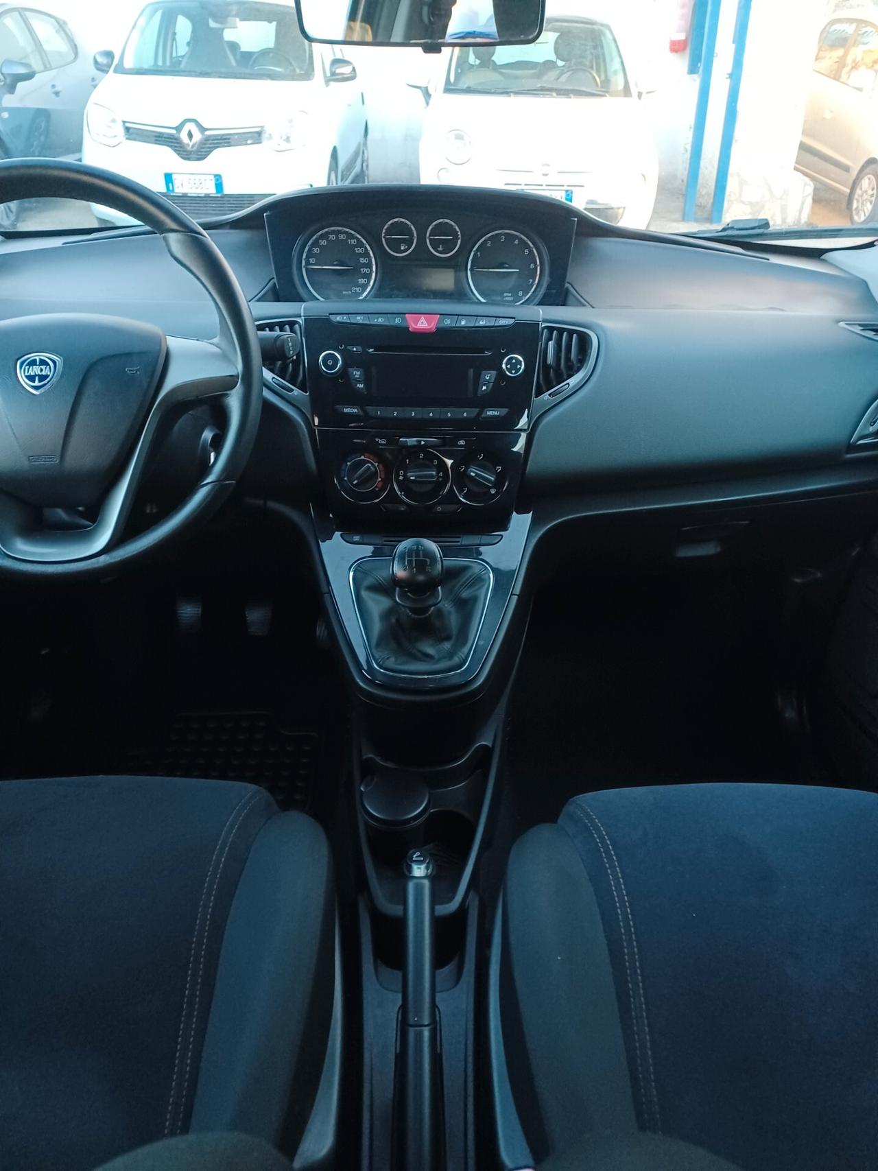 Lancia Ypsilon 1.2 GPL ECOCHIC UNICO PROPRIETARIO