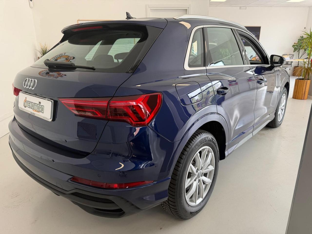 AUDI Q3 35 TDI S tronic S line edition