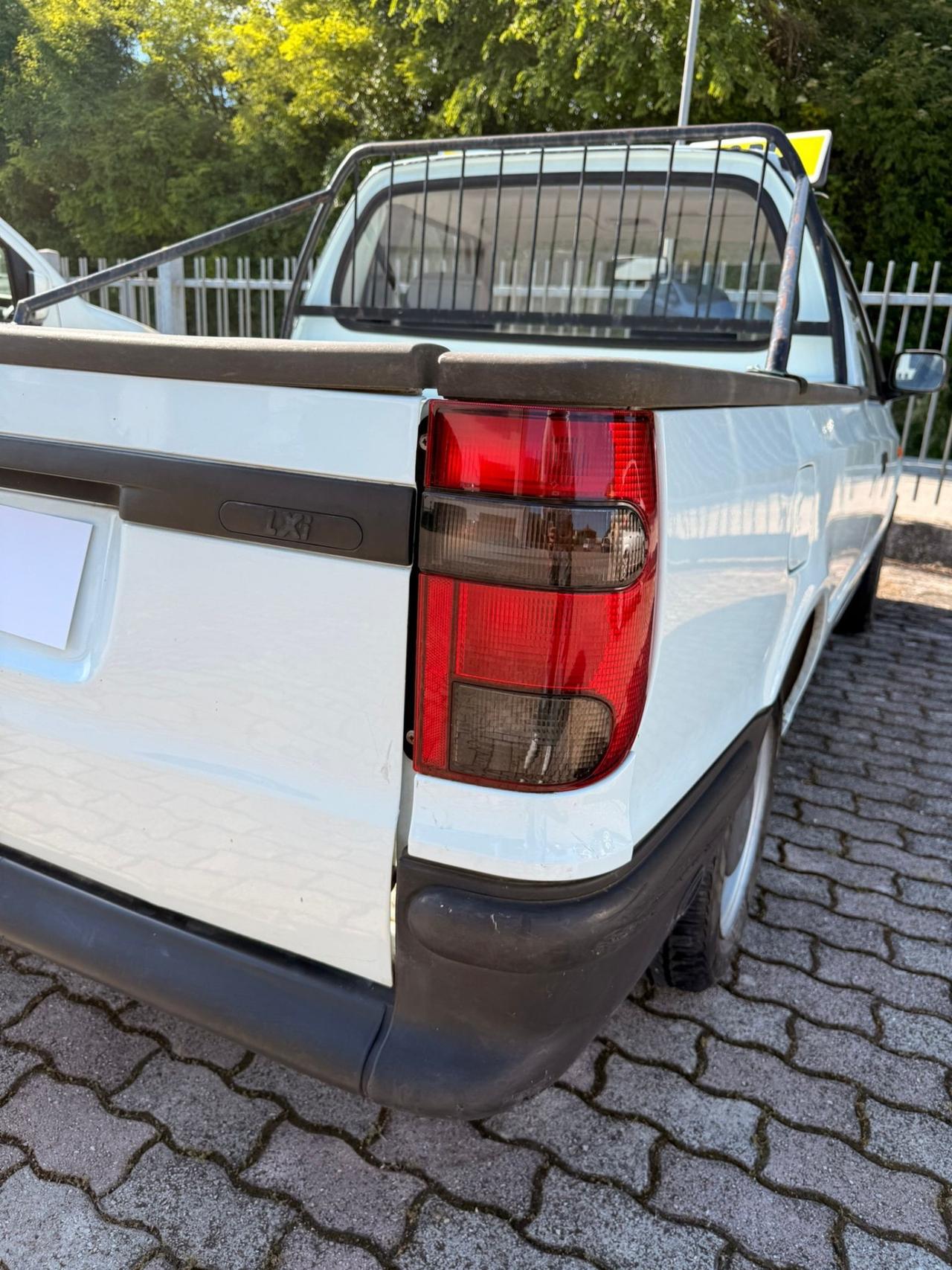 Skoda Pick-up 1.3 LX Cassonato