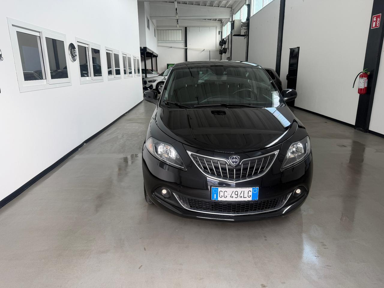 Lancia Ypsilon 1.0 FireFly 5 porte Posti S&S Hybrid Ecochic Gold