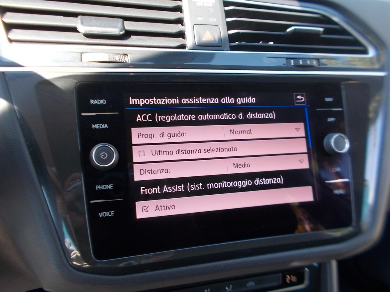 Volkswagen Tiguan 2.0 TDi DSG *FULL OPT* daVETRINA