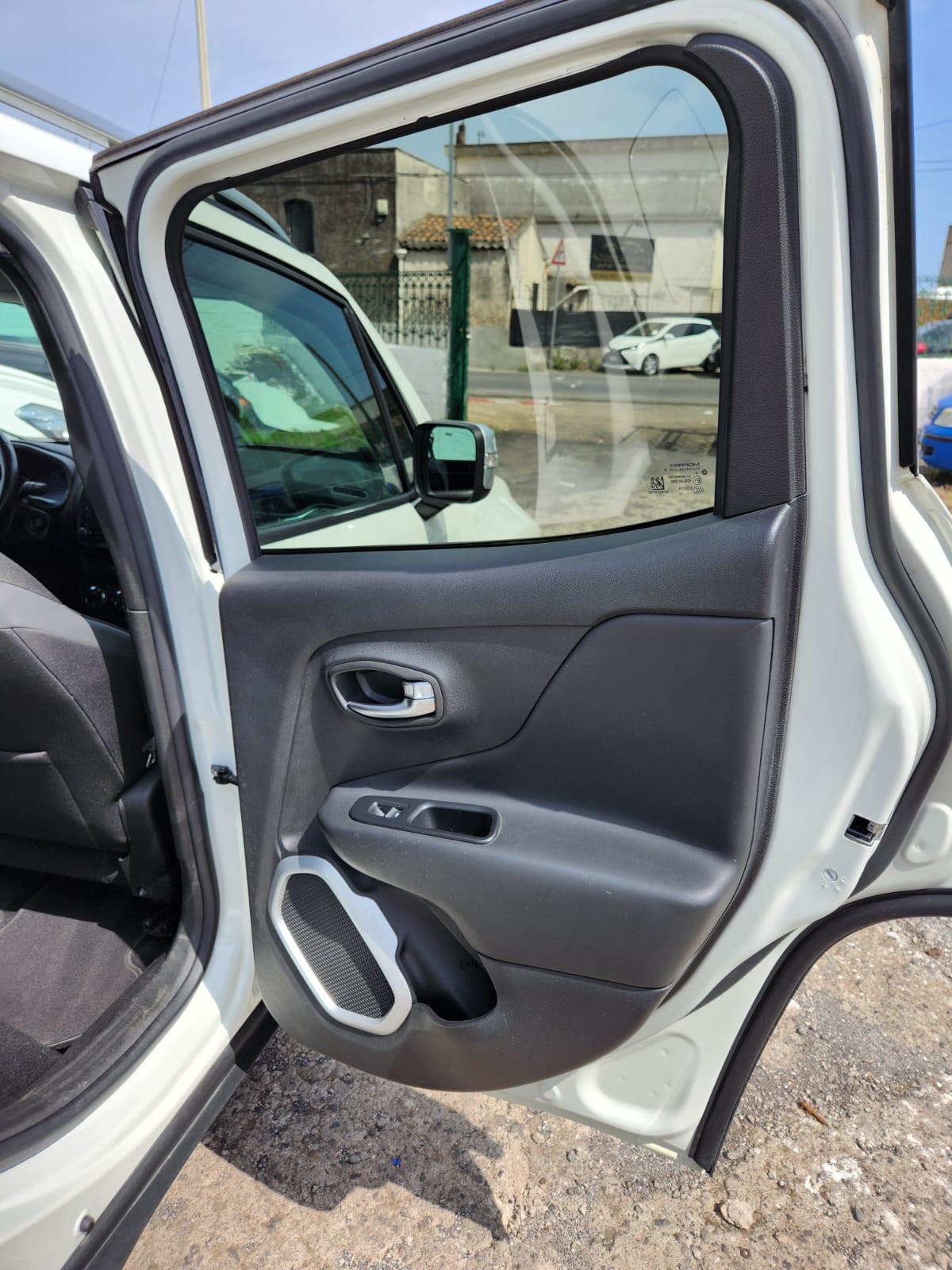 Jeep Renegade 1.6 Mjt DDCT 120 CV Limited