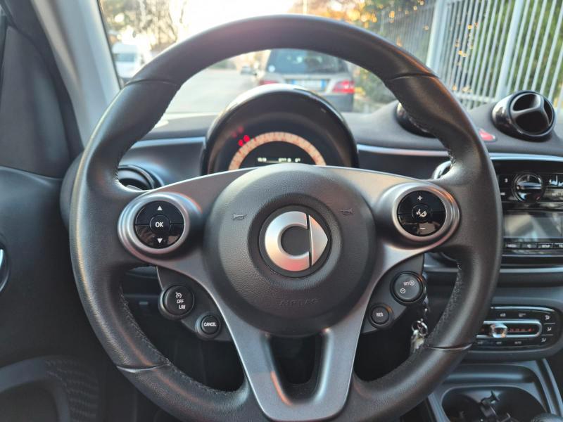 Smart fortwo coupe Fortwo 1.0 Passion 71cv twinamic my18