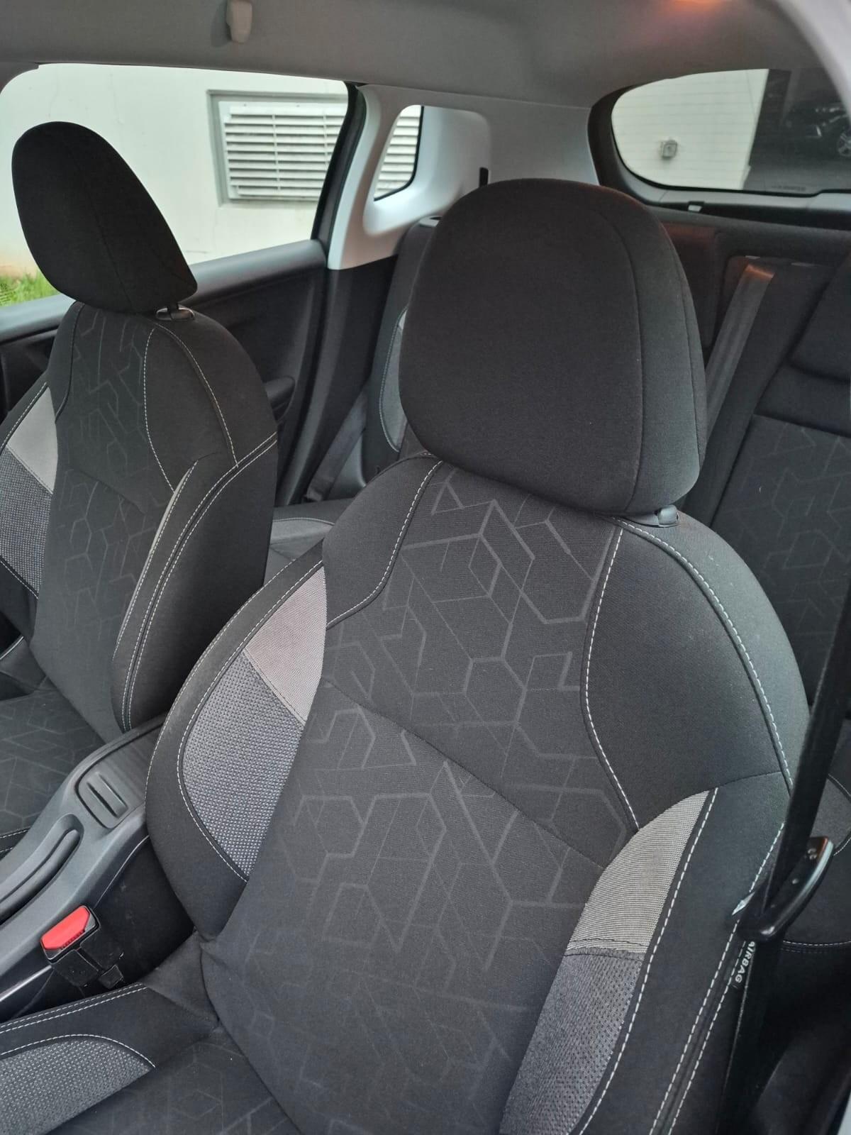 Peugeot 2008 PureTech 82 Allure