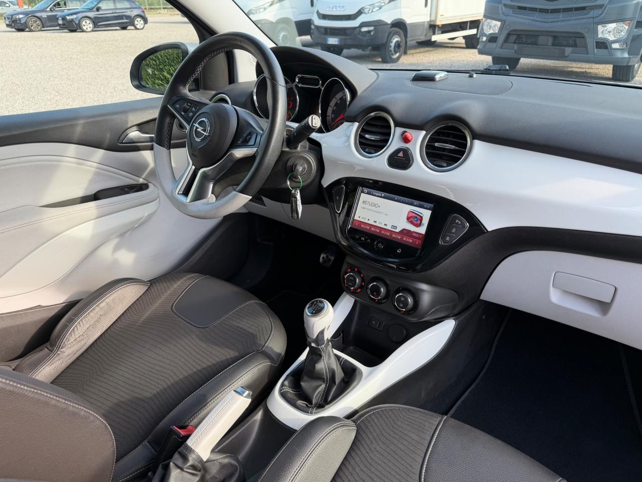 Opel Adam 1.4 87 CV Glam