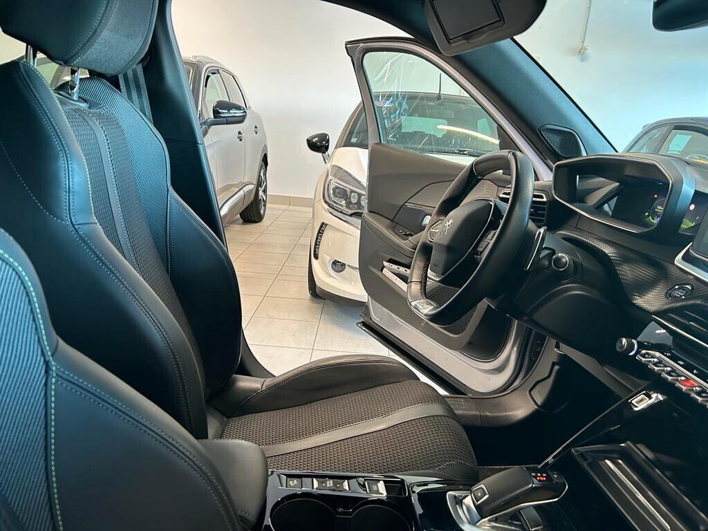 Peugeot 2008 GT LINE PureTech 130 EAT8 SPOTICAR