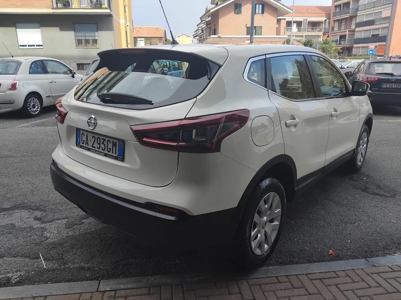Nissan Qashqai 1.5 dCi 115 CV Visia