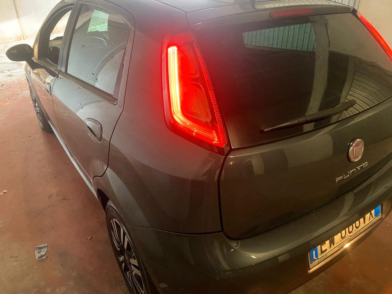 Fiat Punto 1.3 MJT II 75 CV 5 porte Young