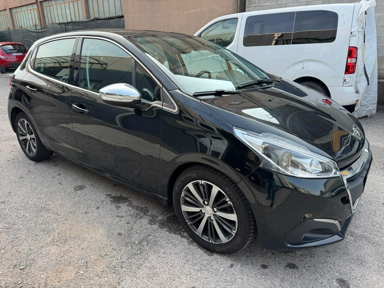 Peugeot 208 BlueHDi 75 5 porte Allure*EURO6*NEOPATENTATI