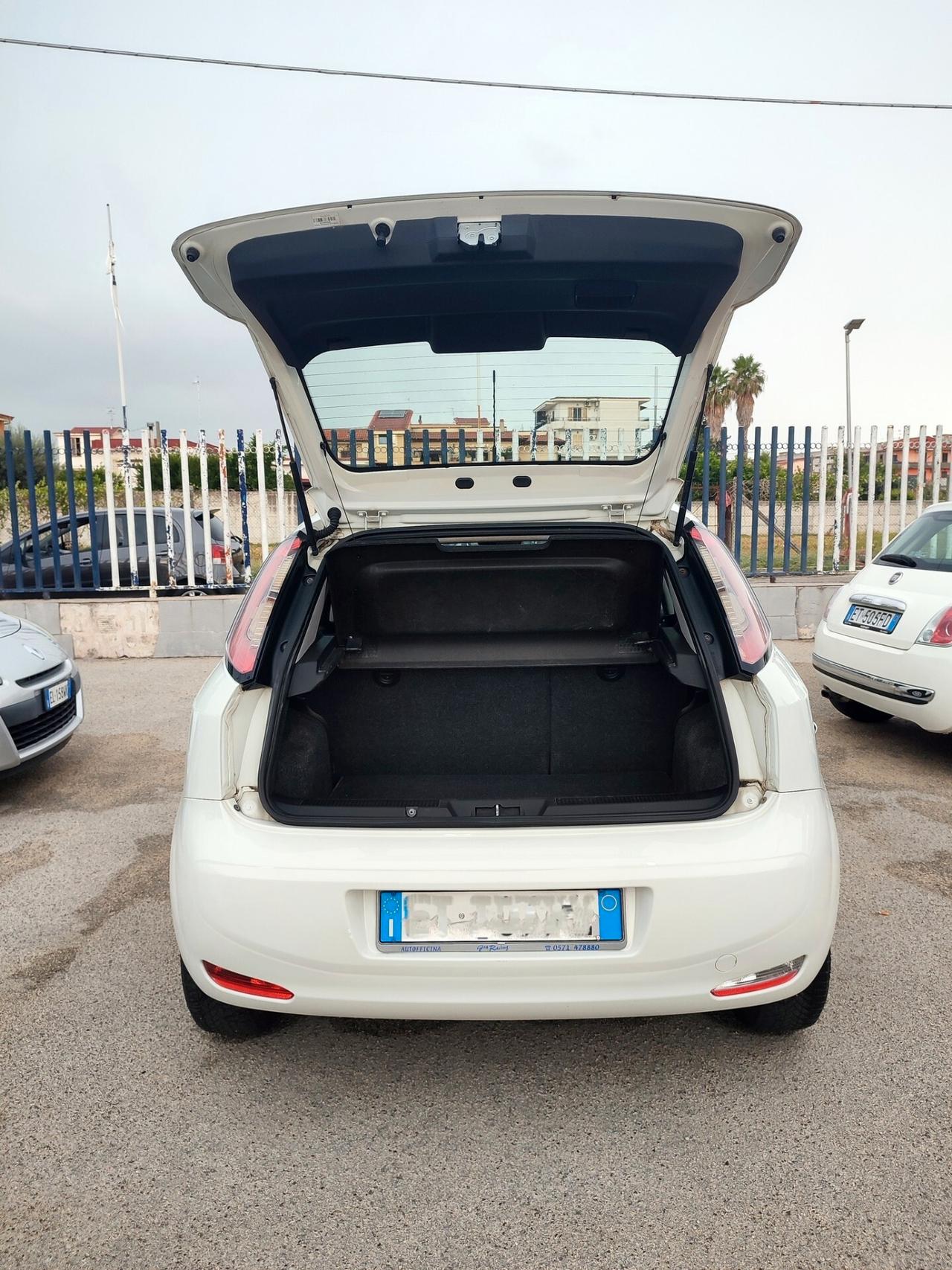 Fiat Punto 1.4 5 porte Natural Power Lounge 77cv