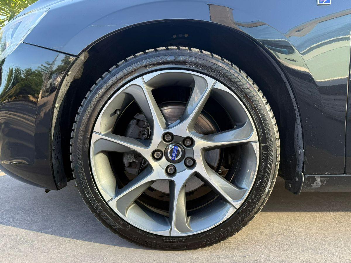 VOLVO - V60 - D2 Geartronic Volvo Ocean Race