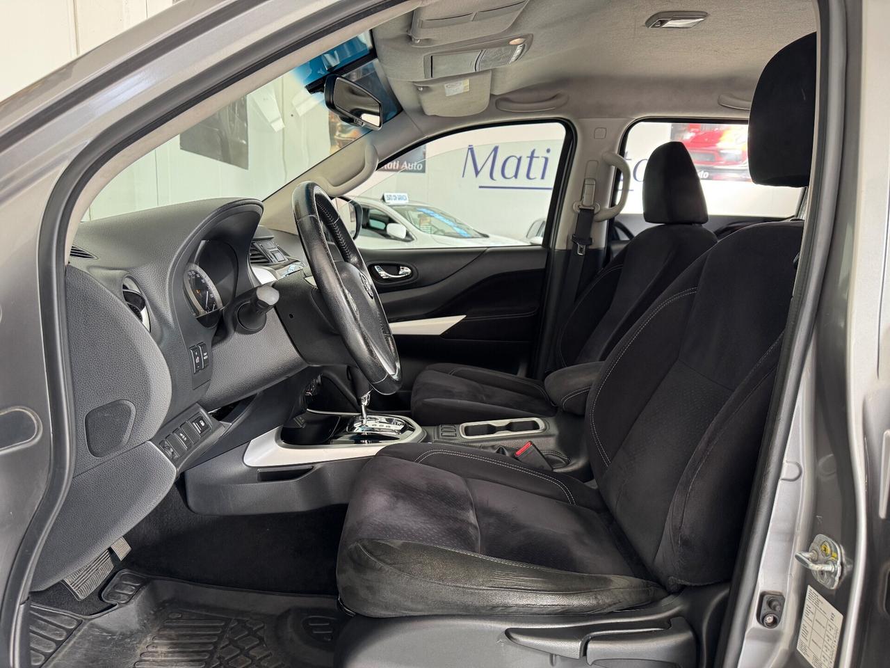 Nissan Navara 2.3 dCi 190 CV 7AT 4WD Double Cab N-Connecta