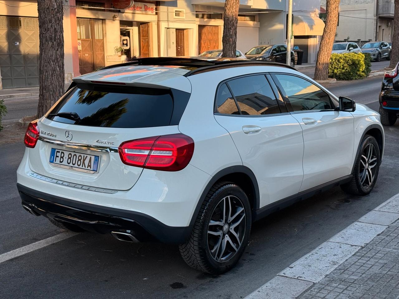 Mercedes GLA 200 d Autom Enduro *TETTO PELLE 2016