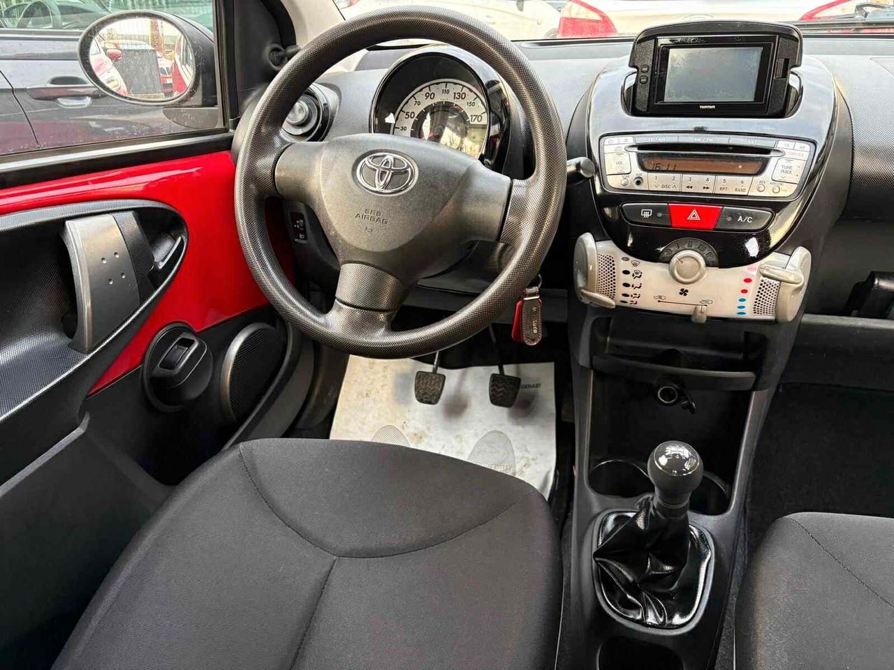 Toyota Aygo 1.0 12V VVT-i 5 porte Lounge Connect