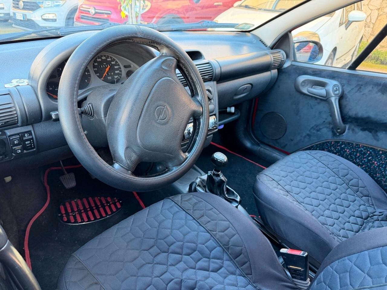 Opel Tigra 1.4i 16V cat