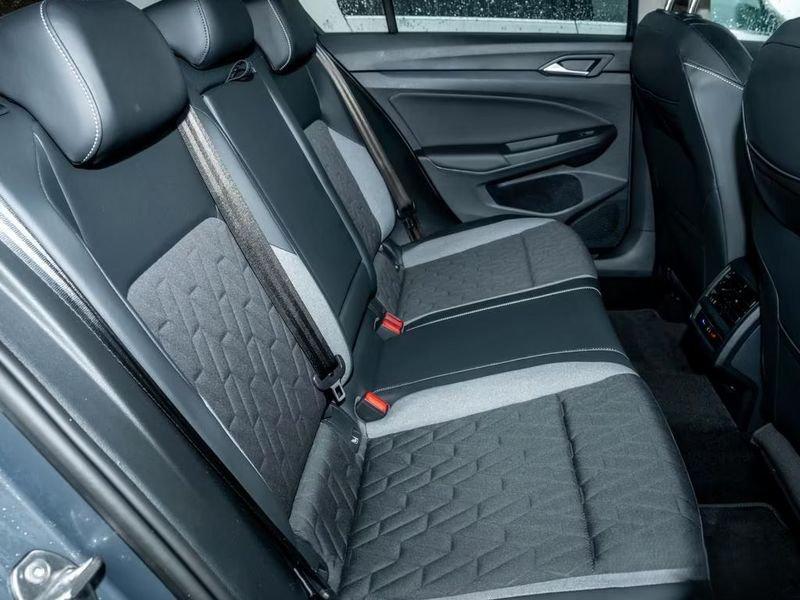 Volkswagen Golf 1.5 eTSI ACT 110kW GOAL DSG CAMERA LED NAVI