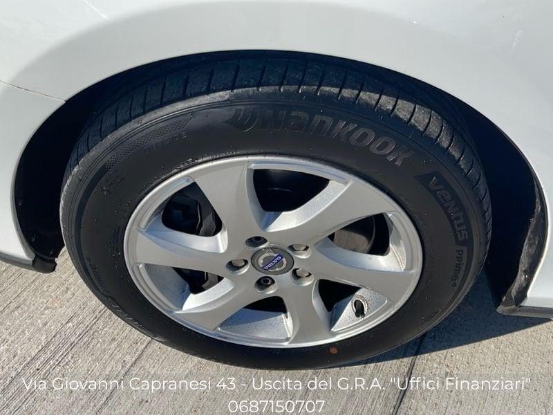 Volvo V40 Cross Country D3 Geartronic Momentum