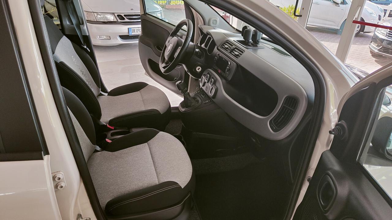 Fiat Panda 1.2 Lounge OK NEO PATENTATI 77.800 KM
