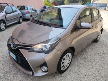 Toyota Yaris 1.4 D-4D 5p Lounge E6