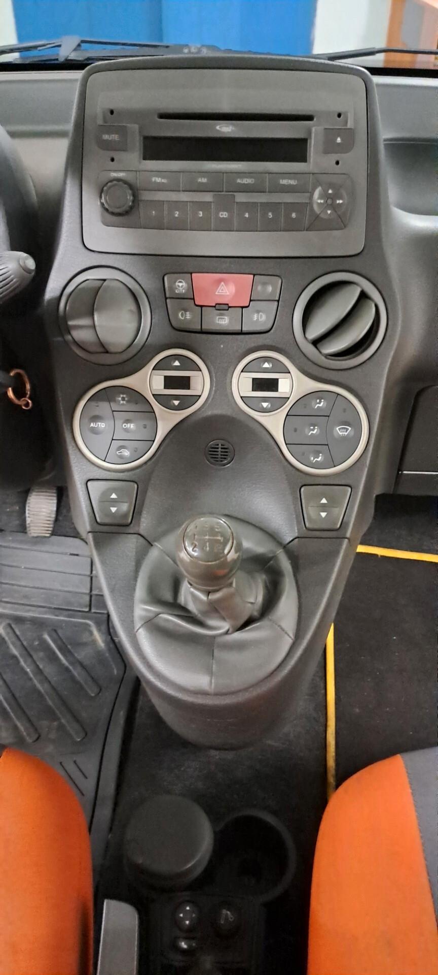 Fiat Panda 1.2 con frizione e cinghia nuovi
