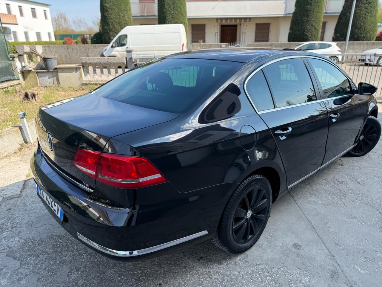 Volkswagen Passat 1.4 TSI METANO 2028 Berlina