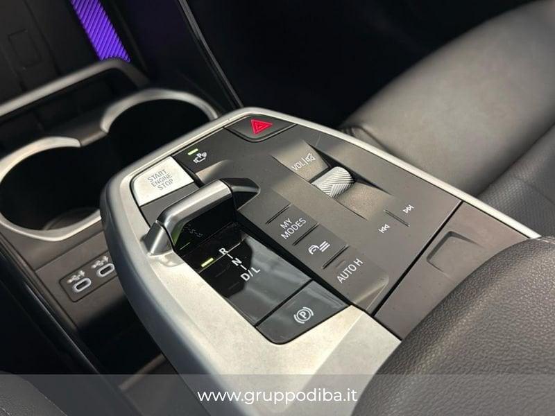 BMW X1 U11 sdrive18d X-Line Edition Balance auto