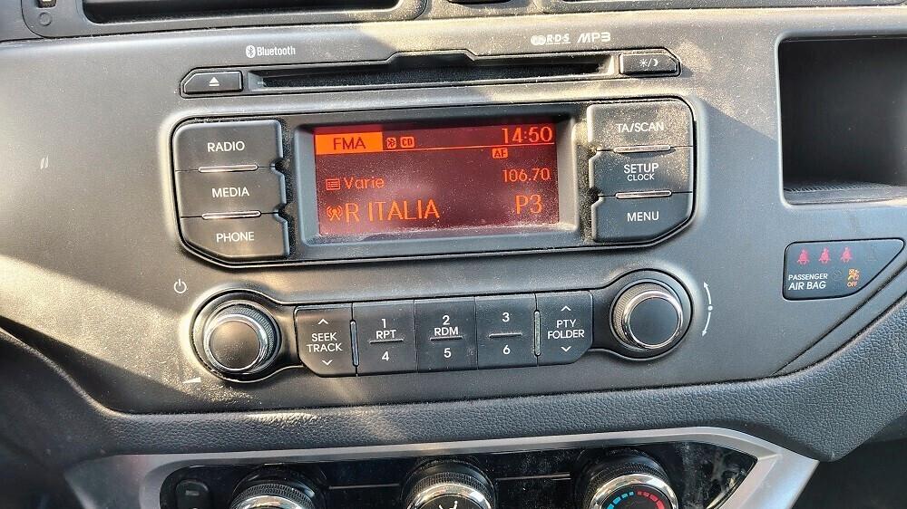 Kia Rio 1.2 CVVT 5p. Cool